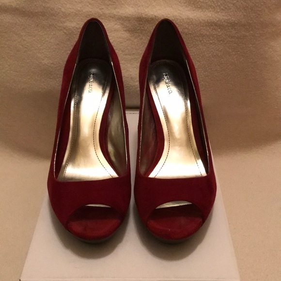 Shoes - Picture 2 of 3